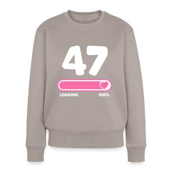 47. Geburtstag 47 Jahre - Frauen Premium Bio Pullover - Taupe - Vorne - Julia (174cm)