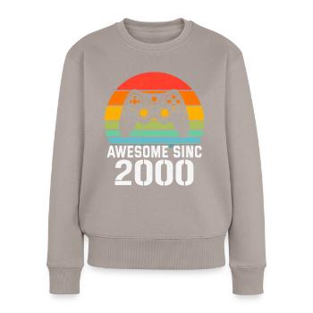 Cadeau Anniversaire 2000 Pour Tous les Gamers 2000 - Pull Premium bio Femme - taupe - Devant - Julia (174cm)
