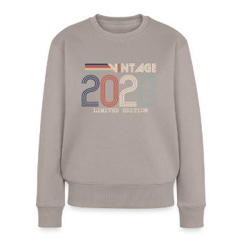 Vintage 2020 Cadeau Anniversaire - Millésime 2020 - Pull Premium bio Femme - taupe - Devant - Julia (174cm)