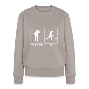 Dein Freund - Ich - Fußballkind Kickball - Frauen Premium Bio Pullover - Taupe - Vorne - Julia (174cm)