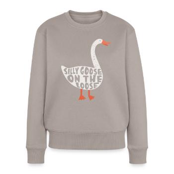 Die Dumme Gans Auf Freiem Fuß - Frauen Premium Bio Pullover - Taupe - Vorne - Julia (174cm)