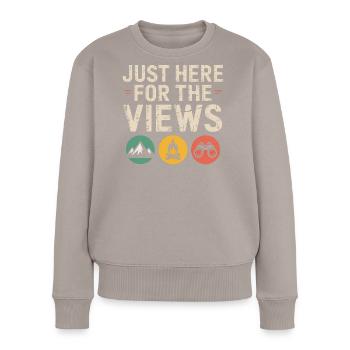 Aussicht: Erster Outdoor-Abschlag - Frauen Premium Bio Pullover - Taupe - Vorne - Julia (174cm)