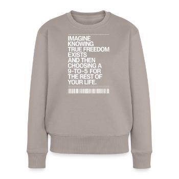 La vraie liberté existe de 9h à 17h Des entrepreneurs libres - Pull Premium bio Femme - taupe - Devant - Julia (174cm)