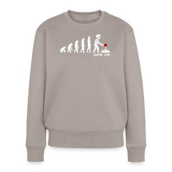 Game On Evolution: Gaming Button Gamer Nerd - Frauen Premium Bio Pullover - Taupe - Vorne - Julia (174cm)