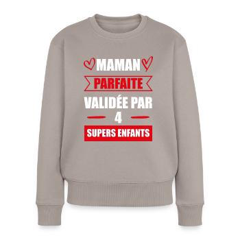 cadeau marrant maman parfaite validée enfants - Pull Premium bio Femme - taupe - Devant - Julia (174cm)