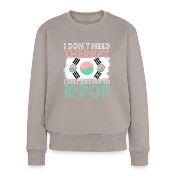 K-Pop - Frauen Premium Bio Pullover - Taupe - Vorne - Julia (174cm)