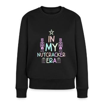 Weihnachten Xmas Spruch In My Nutcracker Era - Frauen Premium Bio Pullover - Schwarz - Vorne - Julia (174cm)