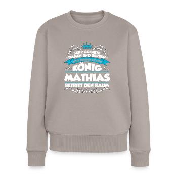 Mathias Name Design - Frauen Premium Bio Pullover - Taupe - Vorne - Julia (174cm)
