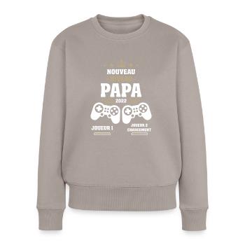 Nouveau Niveau Papa 2022 Gamer Futur Papa Geek Ann - Pull Premium bio Femme - taupe - Devant - Julia (174cm)