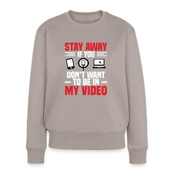 Créateurs de contenu et influenceurs sur les réseaux sociaux - Pull Premium bio Femme - taupe - Devant - Julia (174cm)