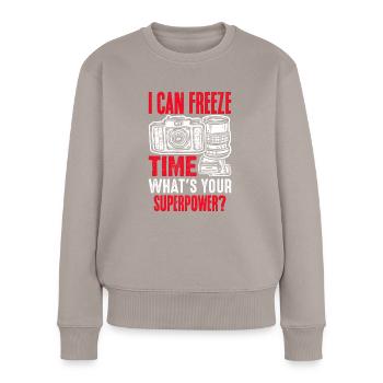 Fotograf Superkraft - Frauen Premium Bio Pullover - Taupe - Vorne - Julia (174cm)