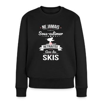 Sous-estimer une retraitée avec des skis - Pull Premium bio Femme - noir - Devant - Julia (174cm)