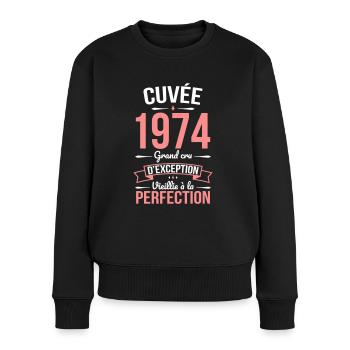 Anniversaire 50 ans - Cuvée 1974 - Cadeau Humour - Pull Premium bio Femme - noir - Devant - Julia (174cm)