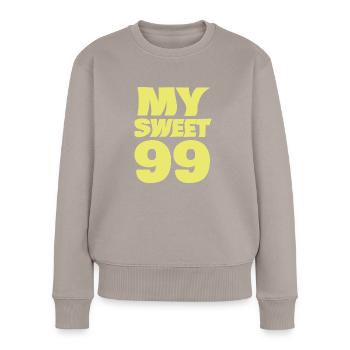Doux 99 - Pull Premium bio Femme - taupe - Devant - Julia (174cm)