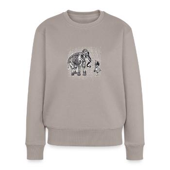 Alice au pays des merveilles et l’éléphant - Pull Premium bio Femme - taupe - Devant - Julia (174cm)