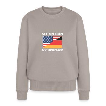Amerikanisch Deutsch - Frauen Premium Bio Pullover - Taupe - Vorne - Julia (174cm)
