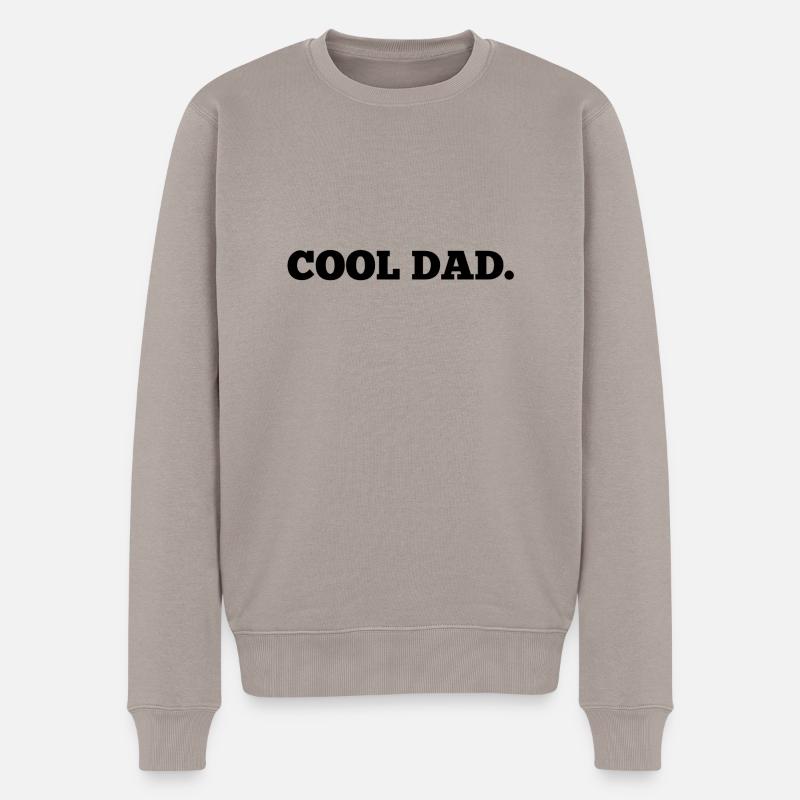 cool dad. - Männer Premium Bio Pullover - Taupe