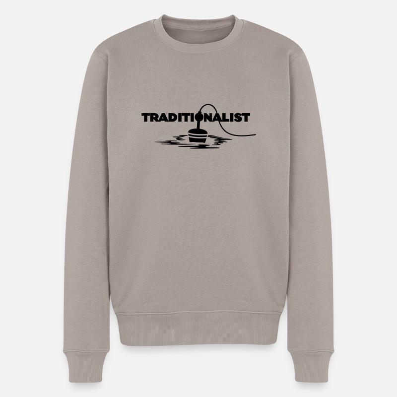 Traditionalist (Raubfischpose) - Männer Premium Bio Pullover - Taupe