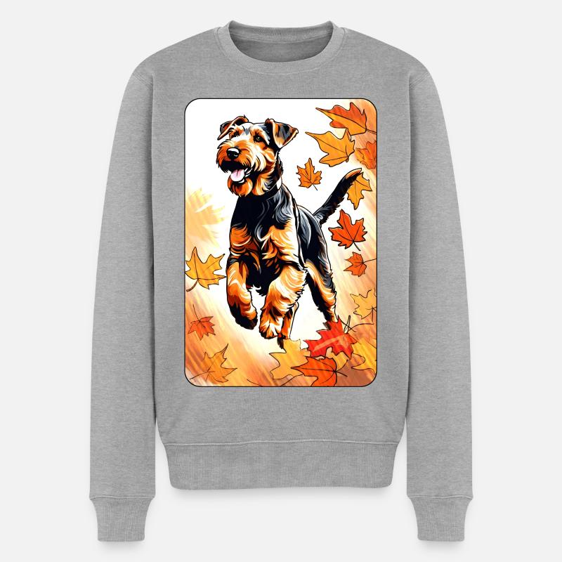Airedale Terrier spielt im Herbstlaub - Männer Premium Bio Pullover - Grau meliert
