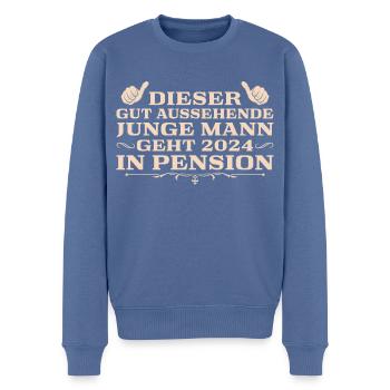 Pensionär 2024 Arbeitskollege in Pension - Männer Premium Bio Pullover - Taubenblau - Vorne - Nico (187cm)