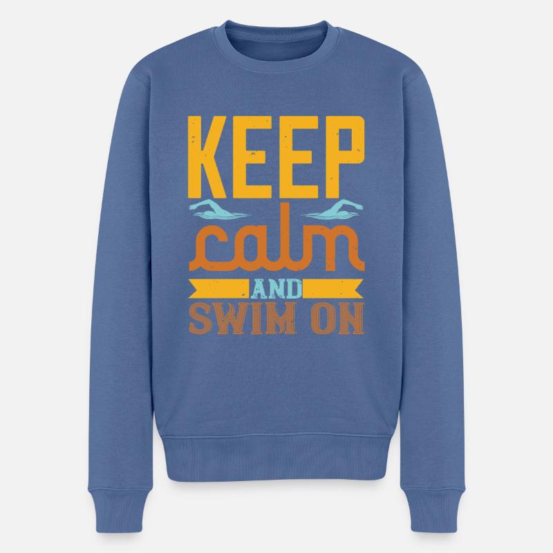 Für Schwimmer: KEEP CALM AND SWIM ON - Männer Premium Bio Pullover - Taubenblau