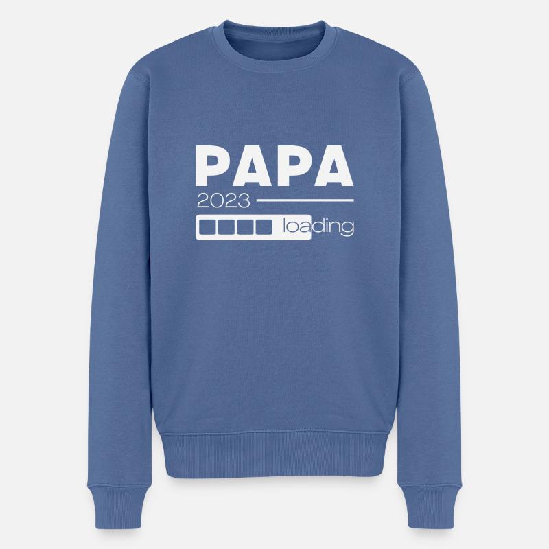 Papa 2023 loading - Männer Premium Bio Pullover - Taubenblau