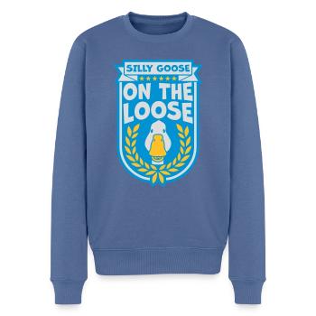 goose on the loose - Männer Premium Bio Pullover - Taubenblau - Vorne - Nico (187cm)