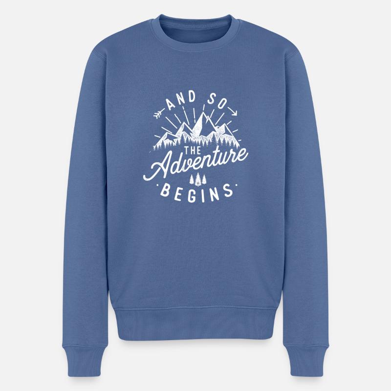 And So The Adventure Begins - Camping Abenteuer - Männer Premium Bio Pullover - Taubenblau