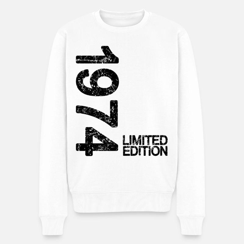 1974 Limited Edition black - Männer Premium Bio Pullover - Weiß