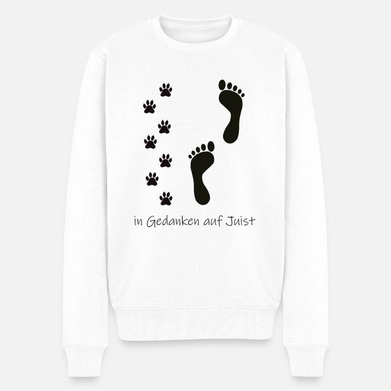 In Gedanken mit Hund auf Juist - Männer Premium Bio Pullover - Weiß