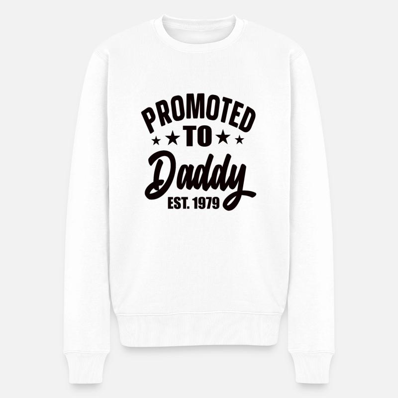 Promoted To Daddy Est 1979 - Männer Premium Bio Pullover - Weiß