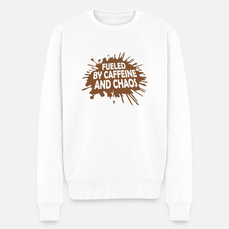 Fueled By Caffeine And Chaos Lustiger Kaffee Witz - Männer Premium Bio Pullover - Weiß