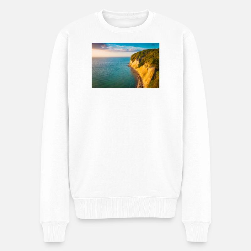 Kreideküste im Goldenen Licht - Männer Premium Bio Pullover - Weiß