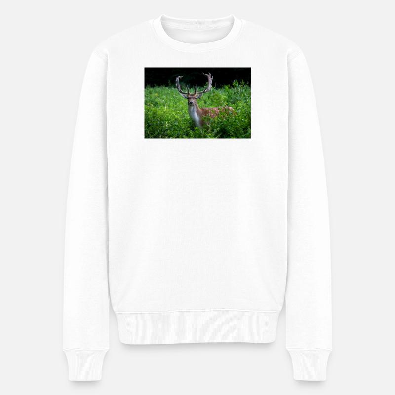 Majestätischer Damhirsch im Grün - Männer Premium Bio Pullover - Weiß