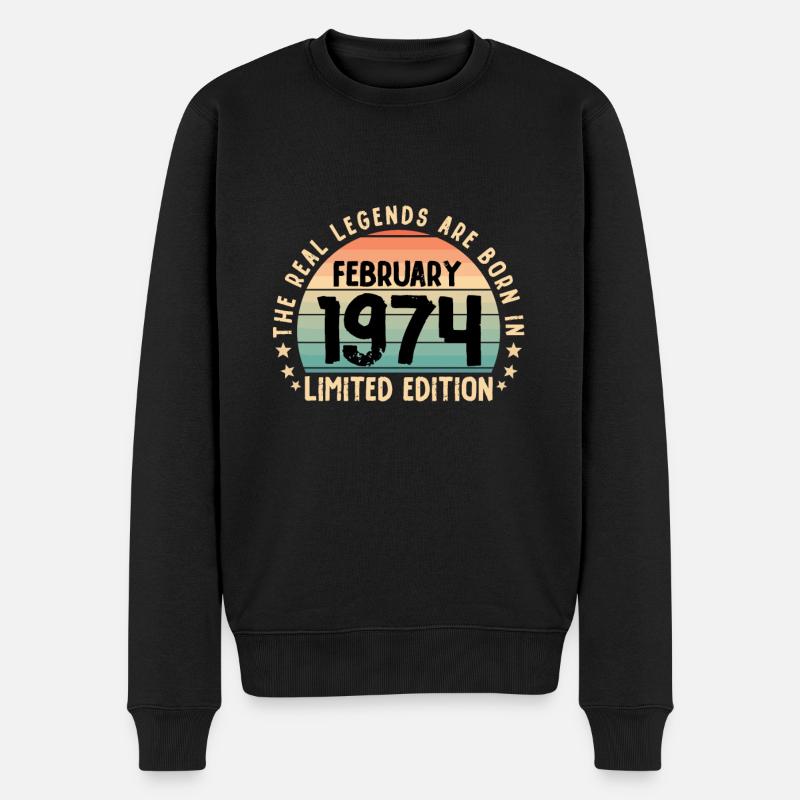 Born in 1974 Tee Vintage Legend Born in February - Männer Premium Bio Pullover - Schwarz