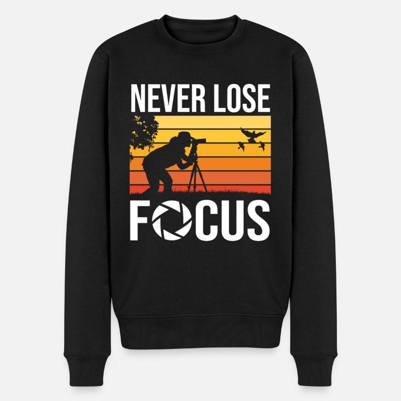 Never Lose Focus - Männer Premium Bio Pullover - Schwarz