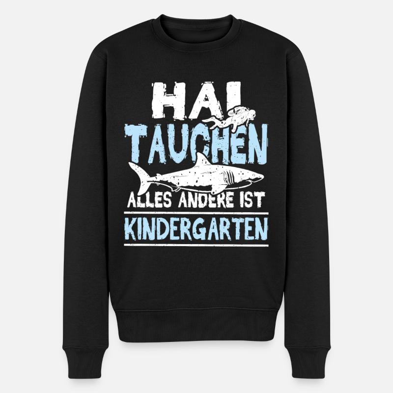 Hai tauchen im Meer - Männer Premium Bio Pullover - Schwarz