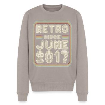 Birthday June 2017 Retro Gift - Men's Premium Organic Jumper - taupe - Front - Nico (187cm)