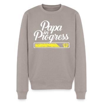 Pregnancy 2023 - Daddy Work in progress - - Men's Premium Organic Jumper - taupe - Front - Nico (187cm)