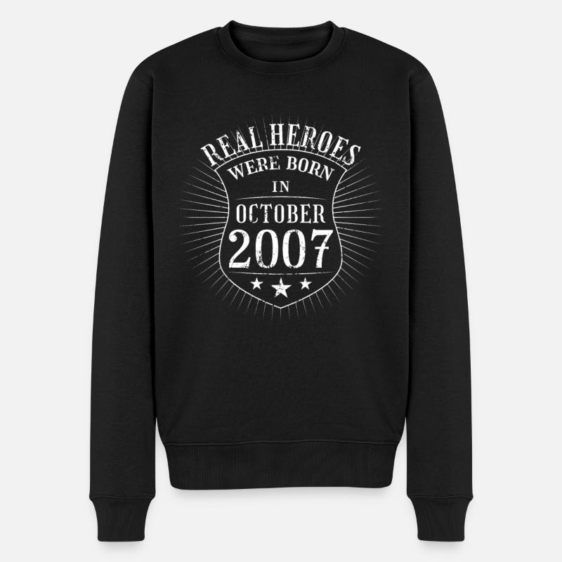 Real Heroes were born in Oktober 2007 Geburtstag - Männer Premium Bio Pullover - Schwarz
