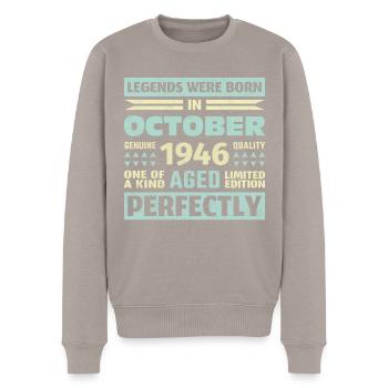 77. Geburtstag Oktober Jahrgang 1946 Vintage - Männer Premium Bio Pullover - Taupe - Vorne - Nico (187cm)