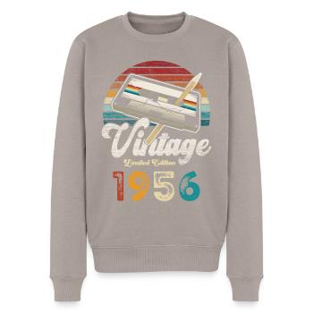 Vintage 1956 Geburtstag Kassette Bleistift - Männer Premium Bio Pullover - Taupe - Vorne - Nico (187cm)