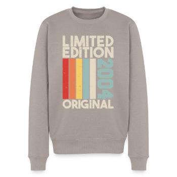2004 - Limited Edition Birthday Gift 2004 Original - Männer Premium Bio Pullover - Taupe - Vorne - Nico (187cm)
