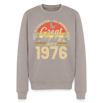 1976 - Une année légendaire - Pull Premium bio Homme - taupe - Devant - Nico (187cm)