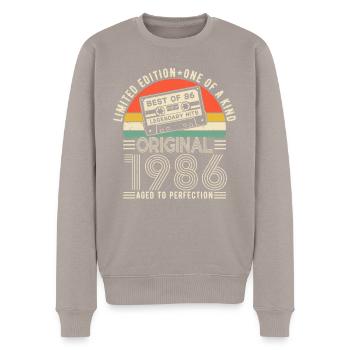 Jubiläumszauber 8 Jahre 1986 - Männer Premium Bio Pullover - Taupe - Vorne - Nico (187cm)