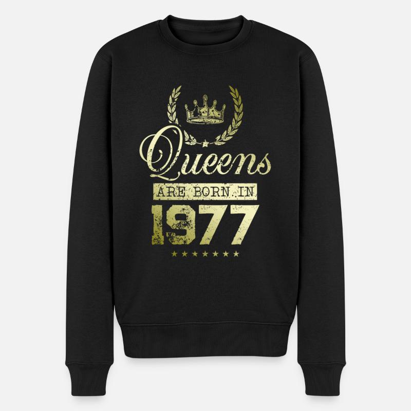 Queens born in 1977 - Männer Premium Bio Pullover - Schwarz