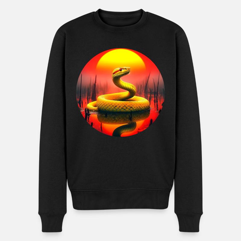 Goldene Schlange bei Sonnenuntergang - Männer Premium Bio Pullover - Schwarz