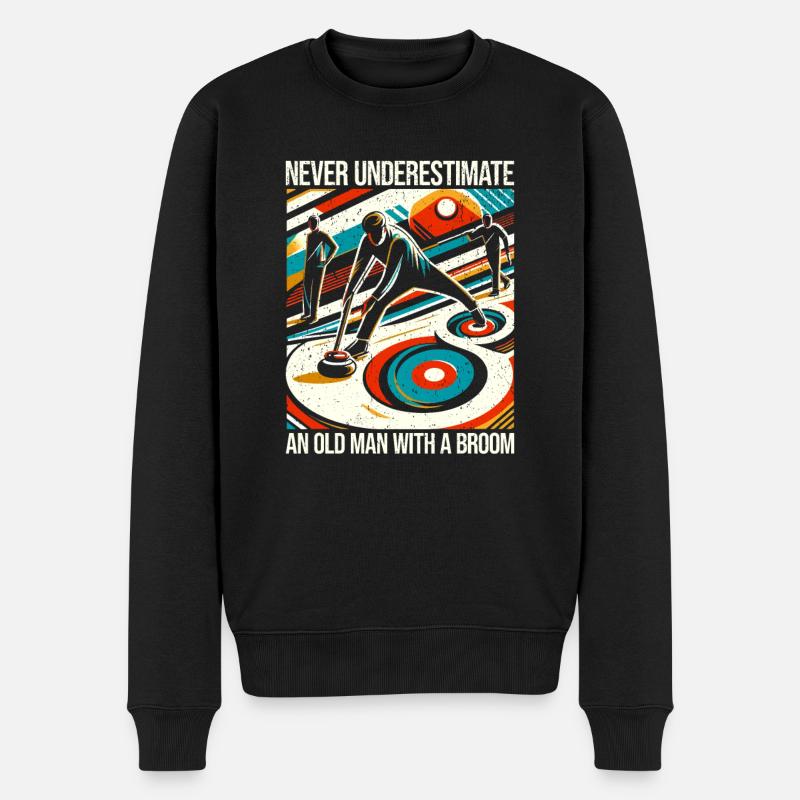 Never Underestimate An Old Man With A Broom - Männer Premium Bio Pullover - Schwarz