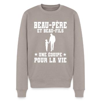 Step-Dad Stepdad Stepson Team for Life - Men's Premium Organic Jumper - taupe - Front - Nico (187cm)