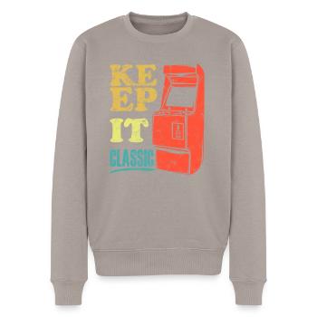 Keep It Classic - Retro 90er Arcade-Spiele - Männer Premium Bio Pullover - Taupe - Vorne - Nico (187cm)